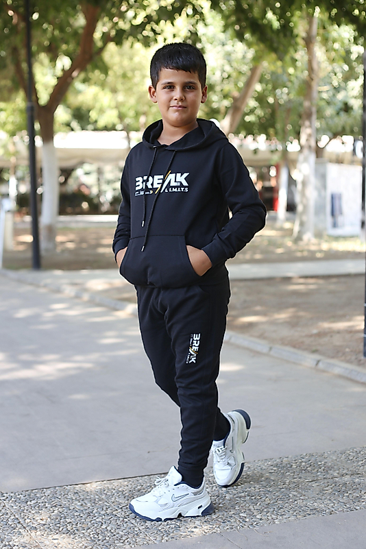 Kapüşonlu Kanguru Cepli Break Baskılı Eşofman Takımı/Siyah