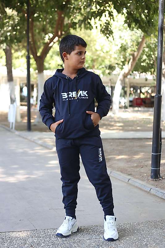 Kapüşonlu Kanguru Cepli Break Baskılı Eşofman Takımı/lacivert