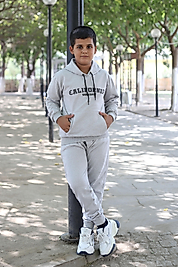 Kapüşonlu Kanguru Cepli California Baskılı Eşofman Takımı/Gri